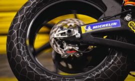 Michelin: elektrische racemotorband nog groener