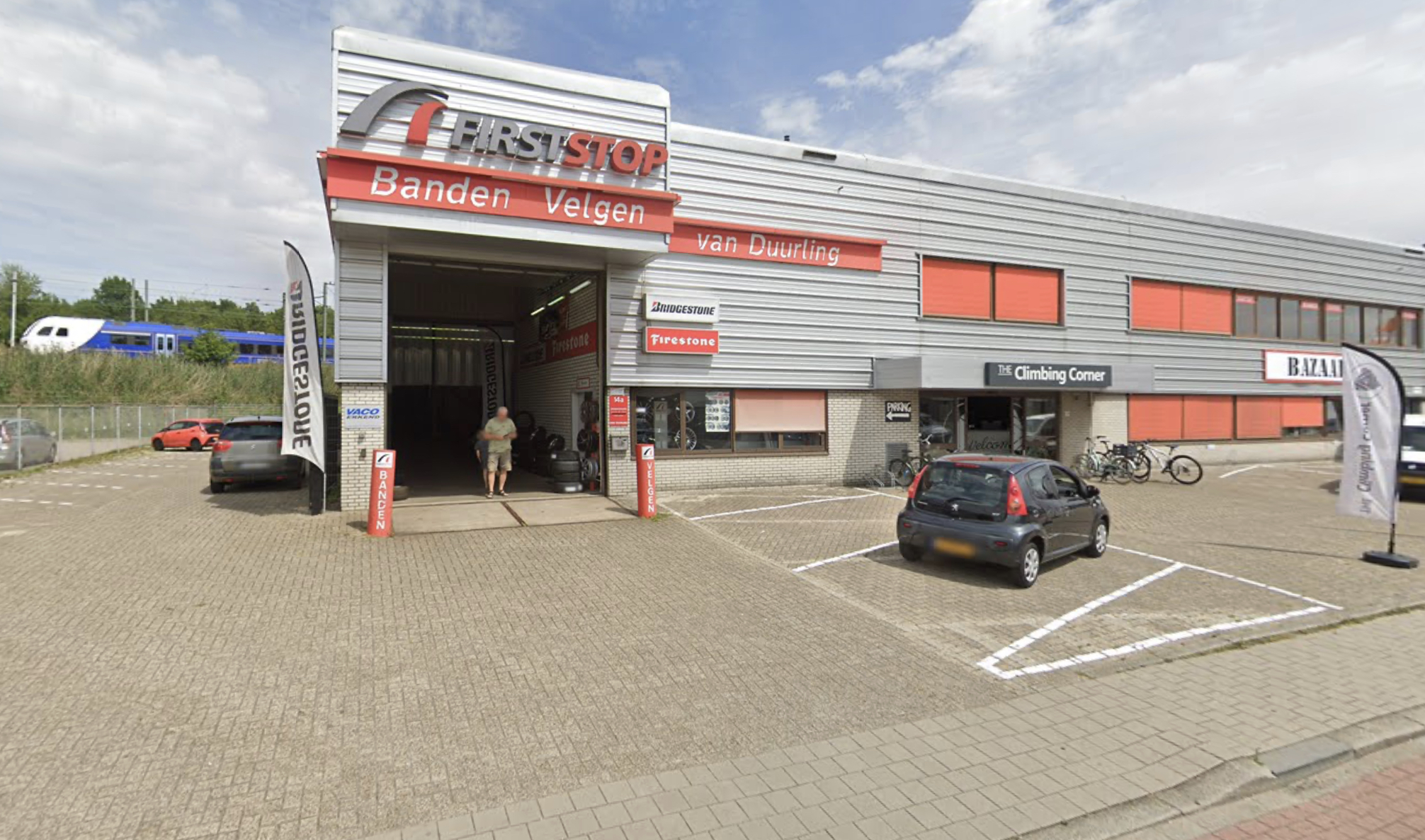 Bandenservicebedrijf First Stop in Heerlen te koop op Marktplaats
